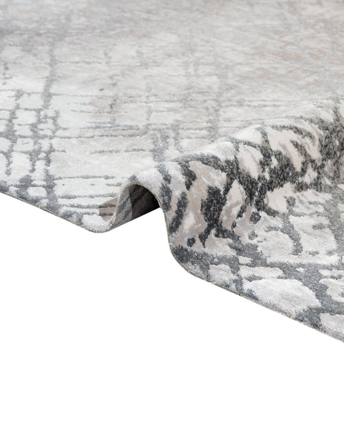 Grey Geometric Area Rug - Machine Made Durable Acrylic Carpet With Fringed Edges