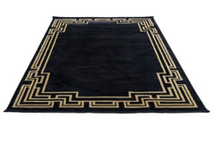 Viscose Area Rug – Black Frame Machine Made Rug With Fringed Edge