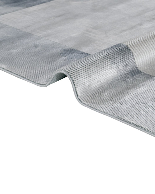 Viscose Area Rug – Machine Made Rug With Grey Frame & Fringed Edge for Living Room