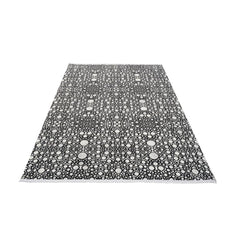 Black Geometric Area Rug – Machine Made Polypropylene Carpet With Soft Texture