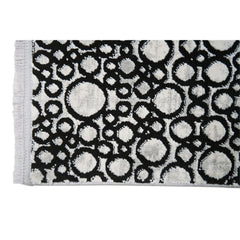 Black Geometric Area Rug – Machine Made Polypropylene Carpet With Soft Texture