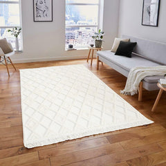 Cream Geometric Area Rug - Machine Made Rug With 20 mm Pile Height & Soft Texture