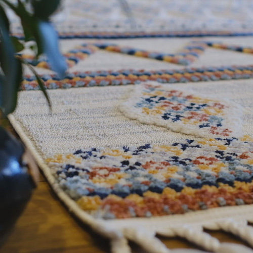 Machine Made Area Rug – Classic Cream Rug With 17 mm Pile Height & Soft Texture