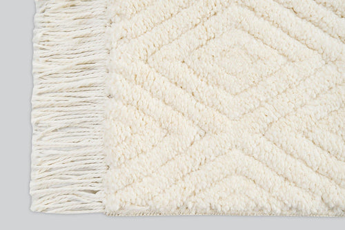 Geometric Area Rug – Machine Made Cream Rug with Soft 21 mm Pile Height