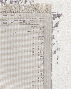 Viscose Axminster Rug – Cream Medallion Carpet With Soft Texture & Durable Design