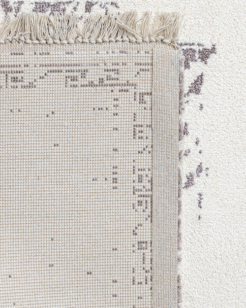 Viscose Axminster Rug – Cream Medallion Carpet With Soft Texture & Durable Design