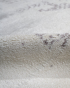 Viscose Axminster Rug – Cream Medallion Carpet With Soft Texture & Durable Design