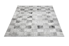 Grey Geometric Area Rug – Micropolyester Machine Made Rug with Fringed Edges