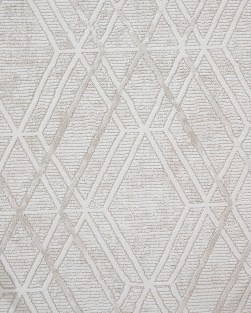 Cream Geometric Area Rug – Machine Made Micropolyester Carpet With Fringed Edges