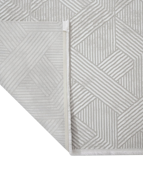 Geometric Area Rug – Machine Made Micropolyester Rug With Fringed Edges