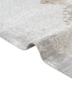 Micropolyester Area Rug – Classic Beige Machine Made Rug With Fringed Edges