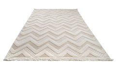 Beige Chenille Area Rug - Machine Made Zigzag Pattern Rug With Cotton Base