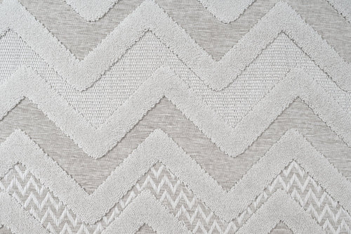 Grey Chenille Area Rug - Machine Made Zigzag Pattern Rug With Cotton Base