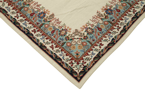 Needlepoint Floral Beige Floral Cotton Wool Handmade Area Rug 5'6'' x 8'6''