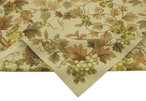 Needlepoint Floral Beige Floral Cotton Wool Handmade Area Rug 6'0'' x 9'2''