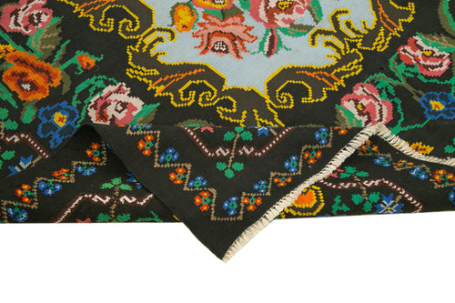 Moldovian Floral Black Floral Cotton Wool Goat Hair Handmade Rug 6'6'' x 8'11''