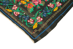 Moldovian Floral Black Floral Cotton Wool Goat Hair Handmade Rug 6'6'' x 7'7''