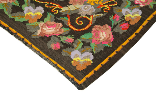 Moldovian Floral Black Floral Cotton Wool Goat Hair Handmade Rug 5'5'' x 6'1''