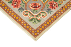 Moldovian Floral Beige Floral Cotton Wool Goat Hair Handmade Rug 5'2'' x 7'6''