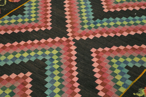 Moldovian Floral Black Floral Cotton Wool Goat Hair Handmade Rug 5'5'' x 6'4''