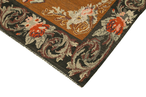 Moldovian Floral Black Floral Cotton Wool Goat Hair Handmade Rug 6'0'' x 10'3''