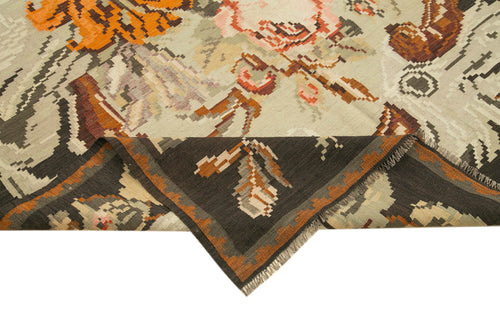 Moldovian Floral Black Floral Cotton Wool Goat Hair Handmade Rug 5'10'' x 10'5''