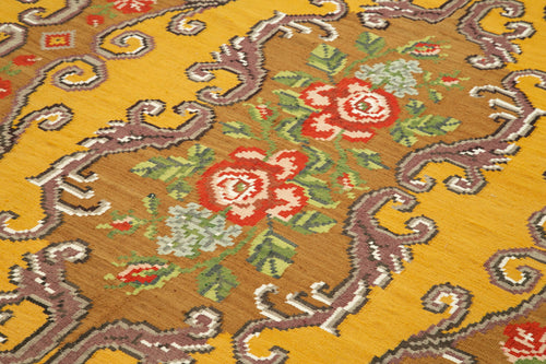 Moldovian Floral Brown Floral Cotton Wool Goat Hair Handmade Rug 6'0'' x 9'2''