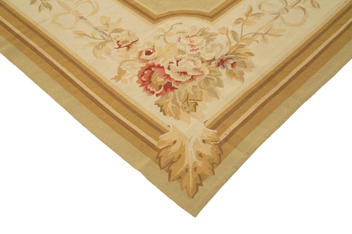 Aubusson Floral Beige Floral Cotton Wool Handmade Area Rug 8'11'' x 11'11''