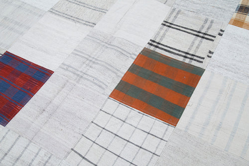 Kirk Yama White Patchwork Cotton Wool Handmade Area Rug 6'8'' x 9'10''