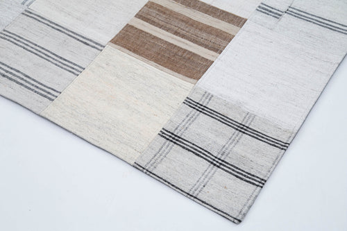 Kirk Yama White Patchwork Cotton Wool Handmade Area Rug 8'0'' x 9'11''