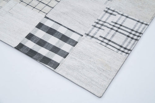 Kirk Yama Grey Patchwork Cotton Wool Handmade Area Rug 8'0'' x 10'0''