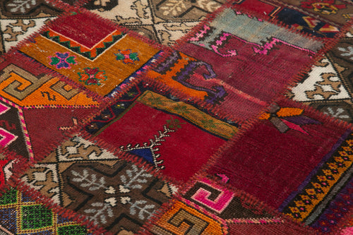 Kirk Yama Red Patchwork Cotton Wool Handmade Area Rug 4'10'' x 6'10''