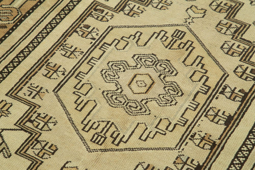 Taspinar Beige Classic Wool Handmade Area Rug 3'9'' x 7'3''