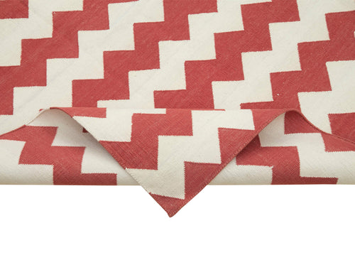Geometric Duri Red Geometric Cotton Wool Handmade Area Rug 6'0'' x 8'10''