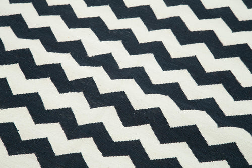 Duri Black White Geometric Cotton Wool Handmade Area Rug 3'7'' x 5'4''