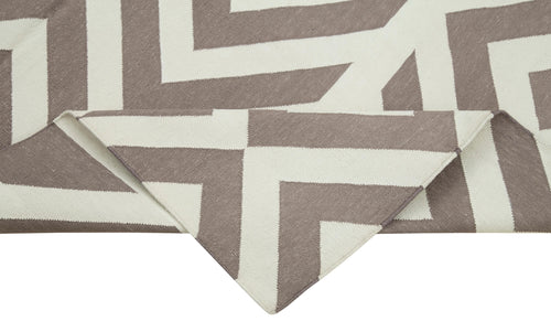 Handmade Area Rug - Brown Geometric Cotton Wool Rug 3'9'' x 5'6'' | Durable Soft Textured