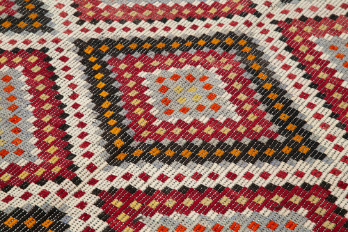 Geometric Kilim White Geometric Goat Hair Handmade Rug 5'11'' x 11'3''