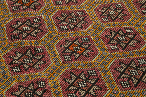 Geometric Kilim White Geometric Goat Hair Handmade Rug 5'6'' x 9'8''