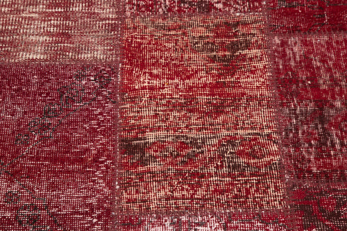 Handmade Area Rug - Kirk Yama Red Patchwork Cotton Wool 4'11''x4'11'' by Agacan