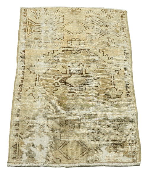 Overdyed Vintage Beige Vintage Cotton Wool Handmade Area Rug 1'6'' x 2'8''