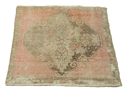 Overdyed Vintage Beige Vintage Cotton Wool Handmade Area Rug 2'4'' x 2'5''