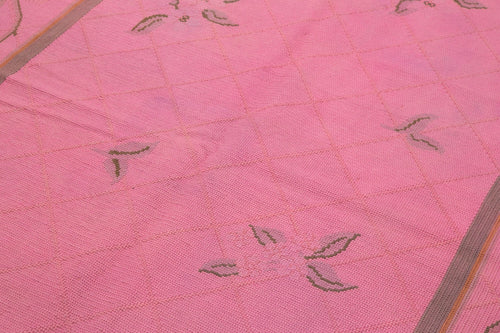 Needlepoint Pink Floral Cotton Wool Handmade Area Rug 5'4'' x 8'4''