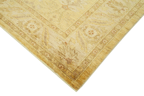 Handmade Area Rug – Classic Beige Turkish Wool Rug 7'3'' x 10'4'' for Living Room