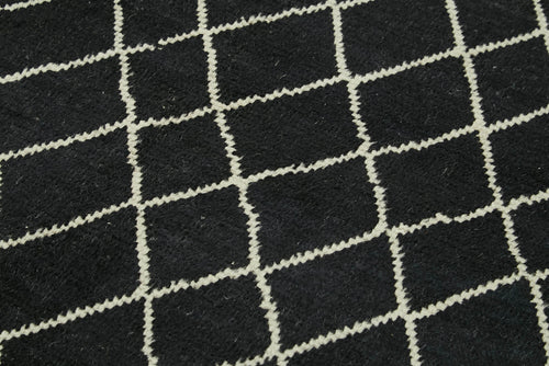 Purpleocco Black Geometric Wool Cotton Handmade Rug 5'10'' x 7'7''