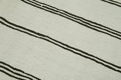 Kendir White Geometric Hemp Handmade Rug 5'10'' x 11'6''