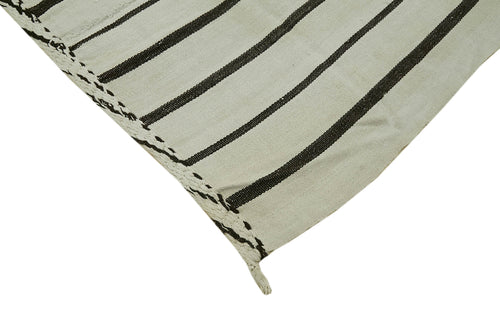 Kendir White Geometric Hemp Handmade Rug 6'7'' x 8'1''