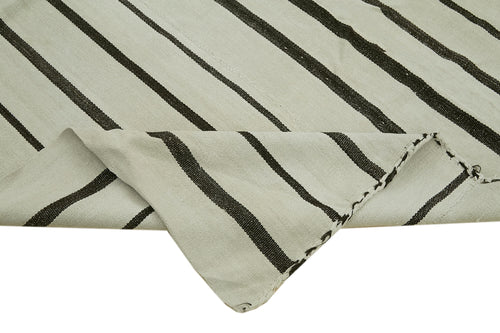 Kendir White Geometric Hemp Handmade Rug 6'7'' x 8'1''