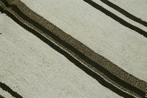 Kendir White Geometric Hemp Handmade Rug 5'1'' x 10'11''