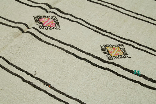 Kendir Beige Geometric Hemp Handmade Rug 6'7'' x 11'10''