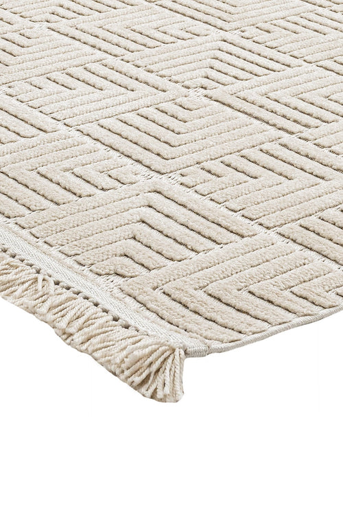 Beige Geometric Area Rug – Machine Made Polyester Carpet With 7mm Pile Height